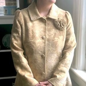 Vintage-Style Ivory Velvet Tapestry Overcoat